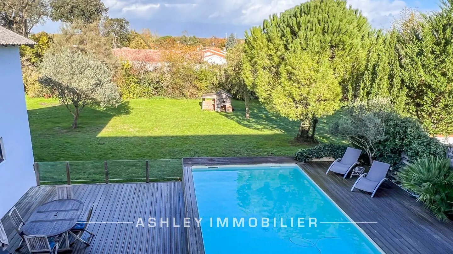 Maison à vendre, 240m², Sainte-Soulle