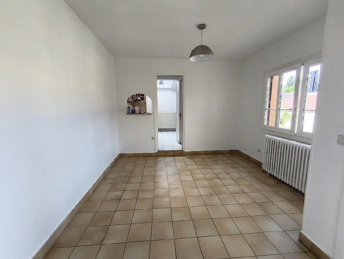 Maison à louer, 83m², Nesles-la-Vallée