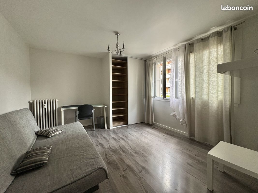 Appartement à louer, 31m², Saint-Etienne