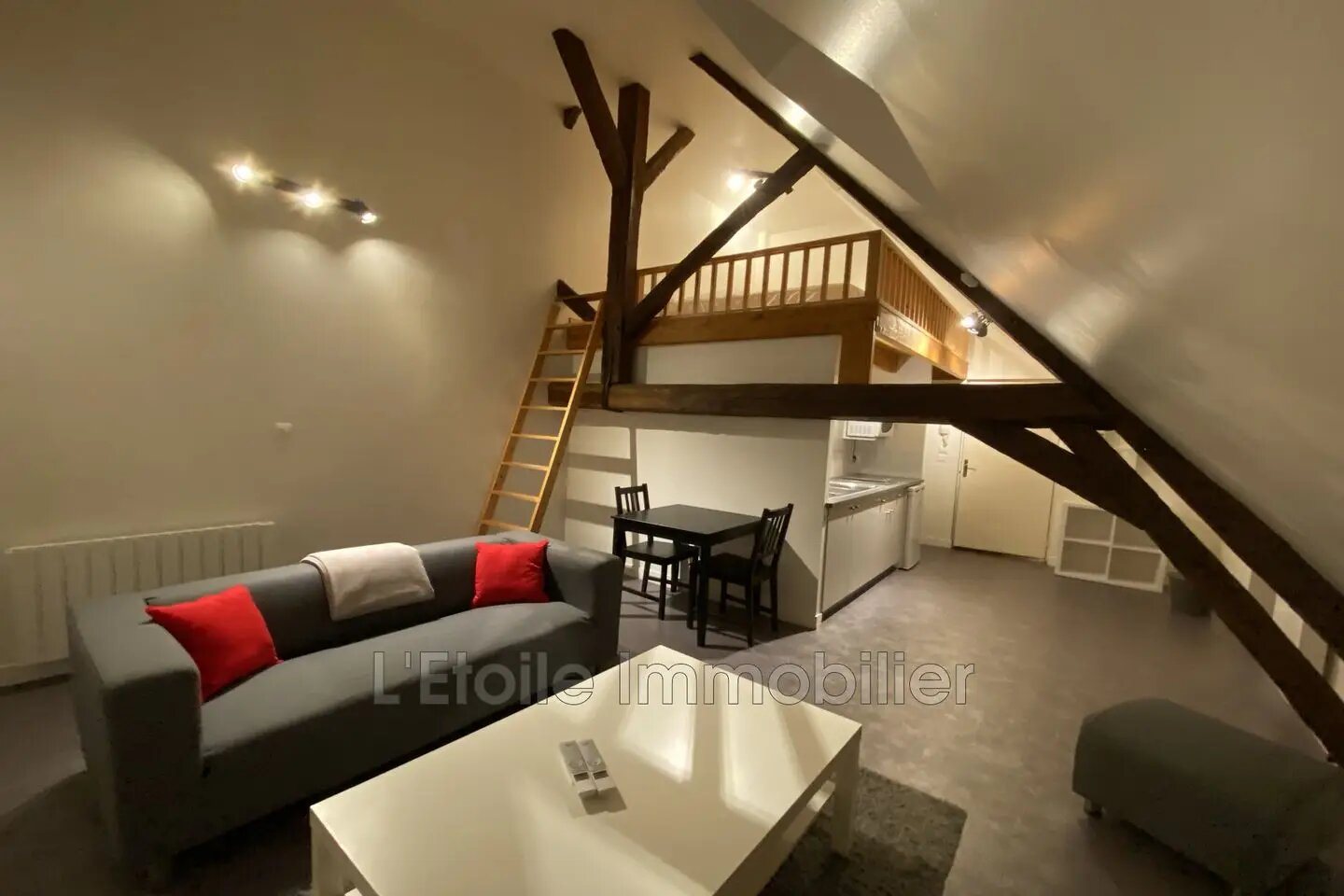 Appartement à louer, 28m², Mortagne-au-Perche