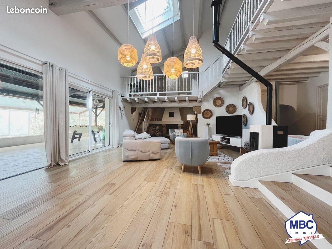 Maison à vendre, 270m², La Séguinière