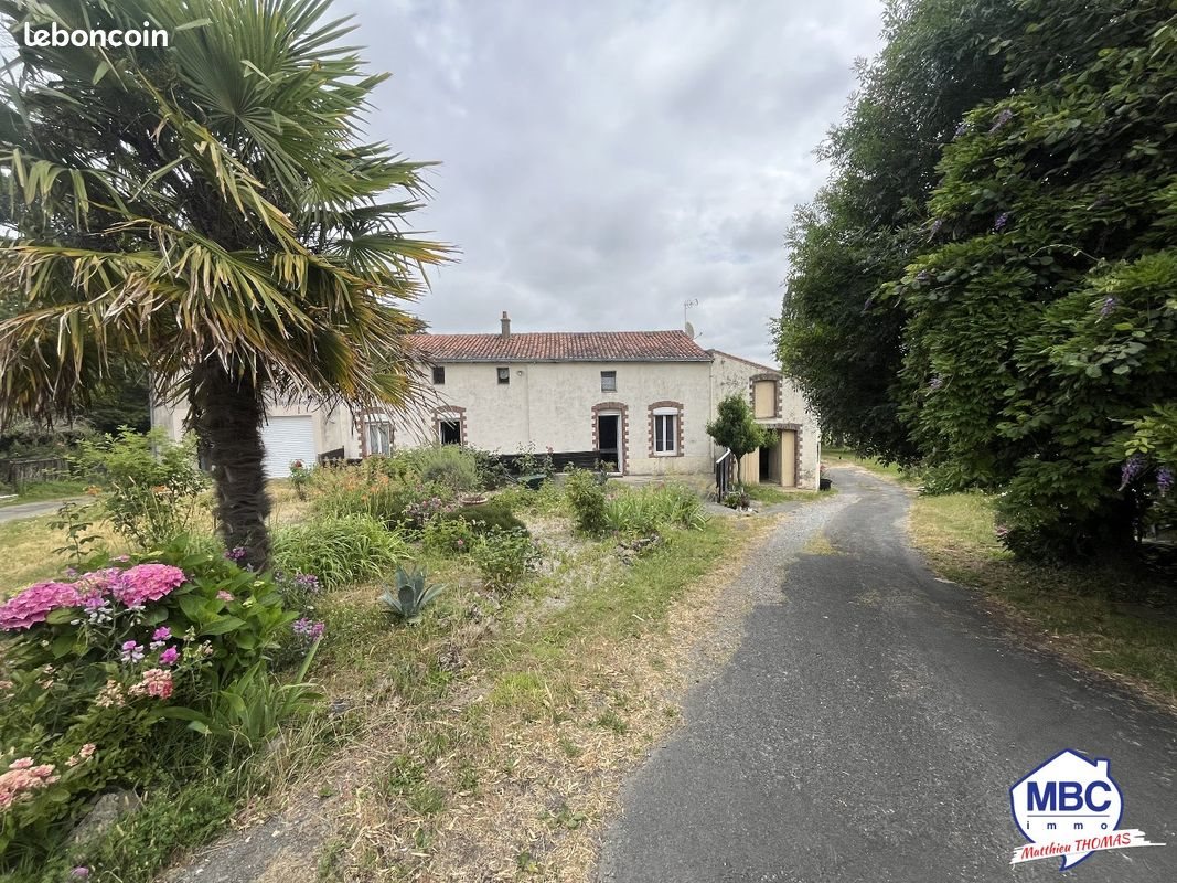 Maison à vendre, 140m², Beausse