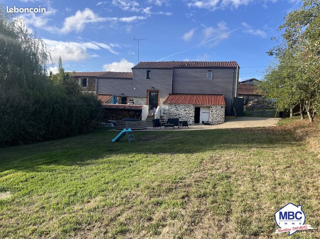 Maison à vendre, 121m², Saint-Florent-le-Vieil