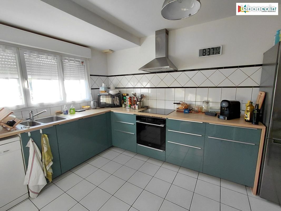 Appartement à louer, 110m², Lons