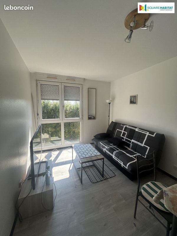 Appartement à louer, 21m², Lons