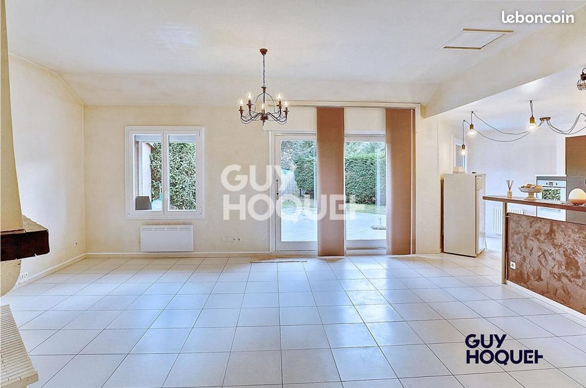 Maison à vendre, 102m², Saint-Etienne-du-Bois
