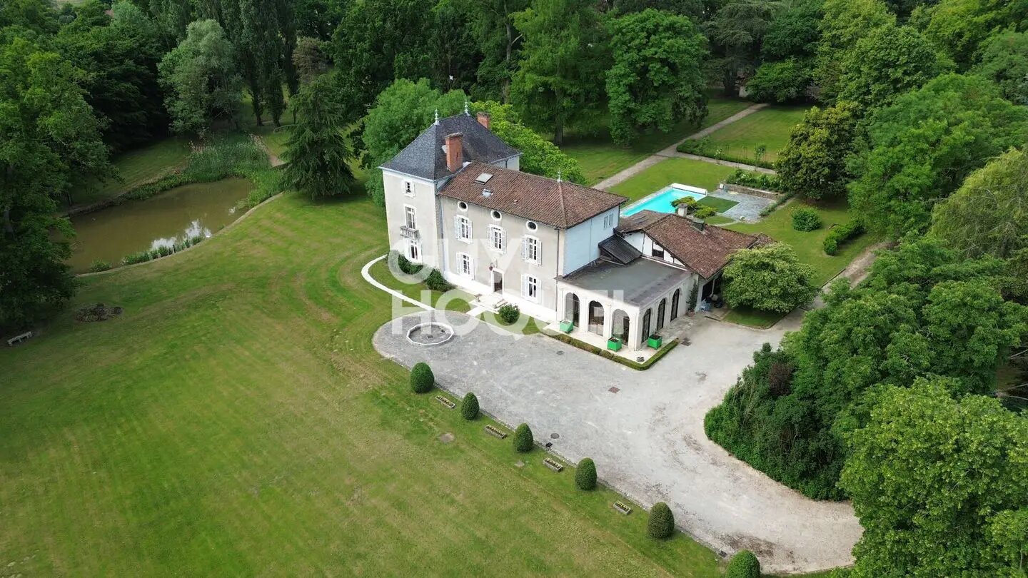 Maison à vendre, 708m², Bourg-en-Bresse