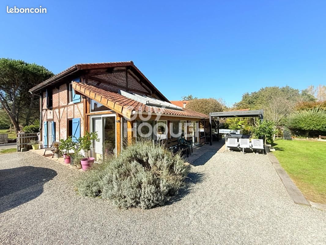 Maison à vendre, 95m², Mézos
