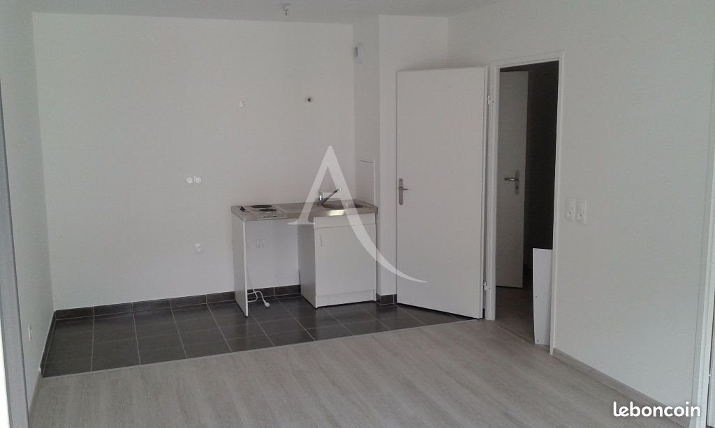 Appartement à louer, 39m², Cergy