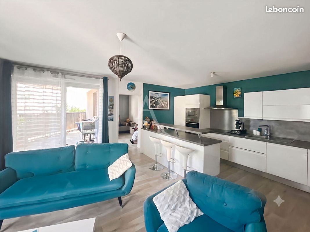 Appartement à vendre, 80m², Cergy