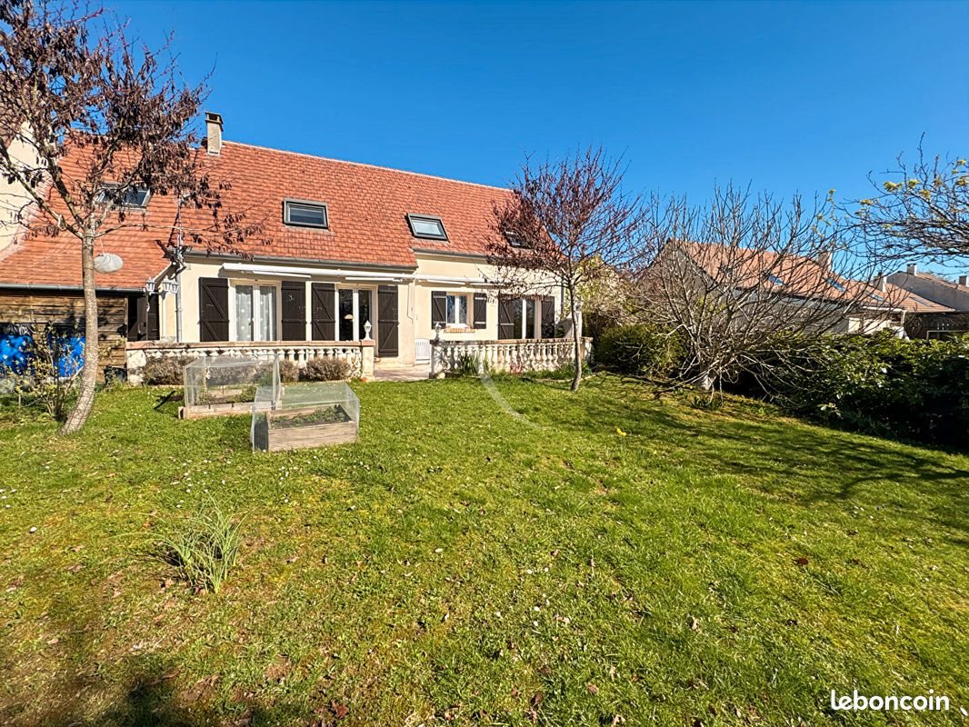 Maison à vendre, 147m², Jouy-le-Moutier