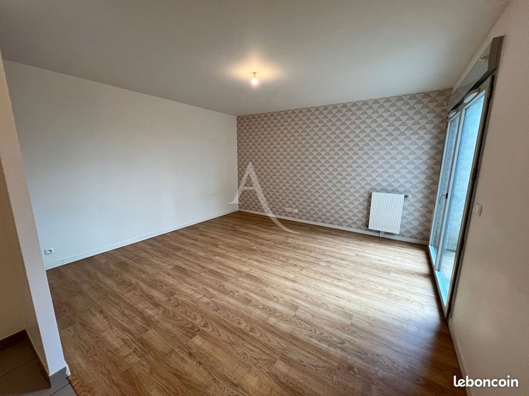 Appartement à vendre, 32m², Cergy