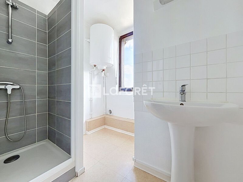 Appartement à louer, 44m², Elbeuf