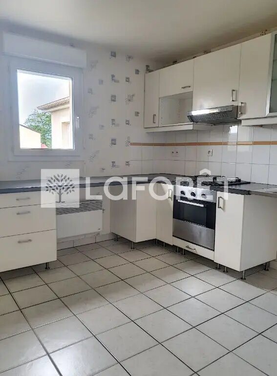 Appartement à louer, 69m², Cléon