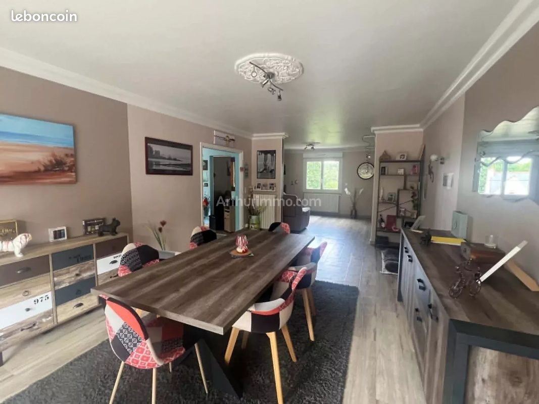 Maison à vendre, 156m², Plougoumelen