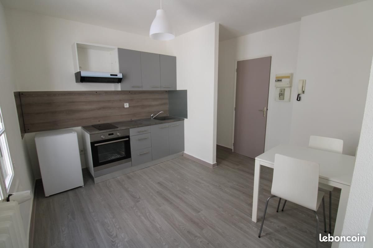 Appartement à louer, 30m², Le Puy-en-Velay