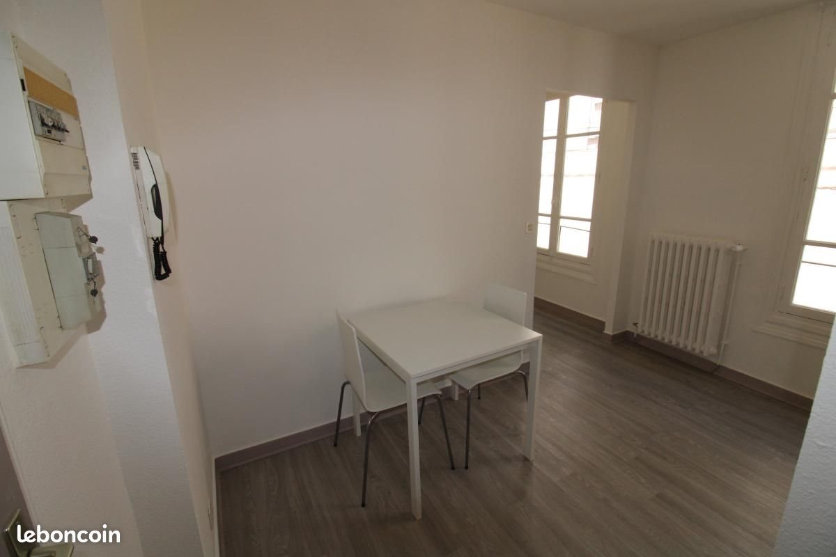 Appartement à louer, 30m², Le Puy-en-Velay
