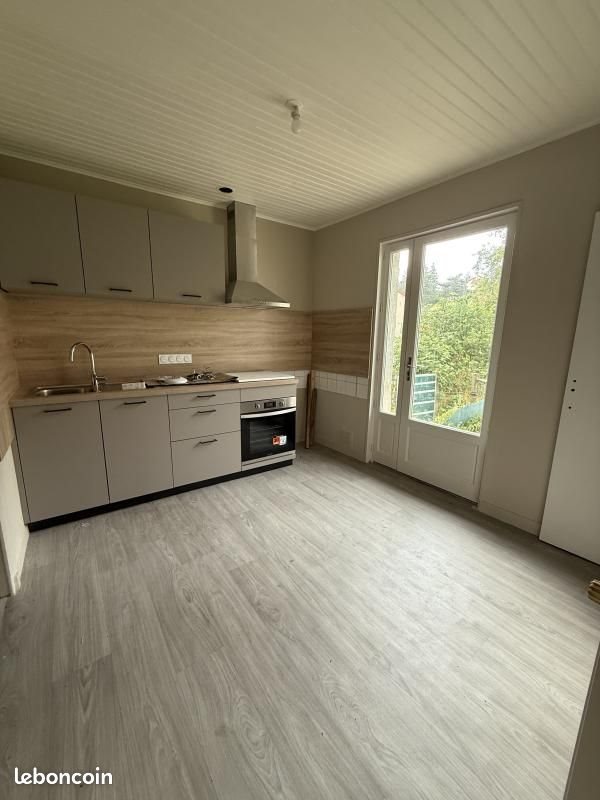 Maison à louer, 63m², Blavozy