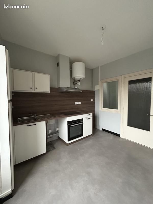 Appartement à louer, 56m², Brives-Charensac