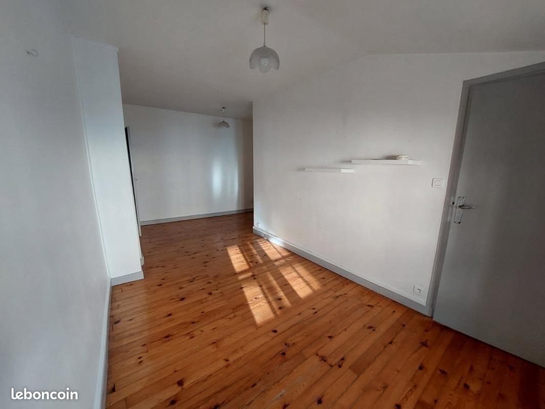 Appartement à louer, 31m², Le Puy-en-Velay