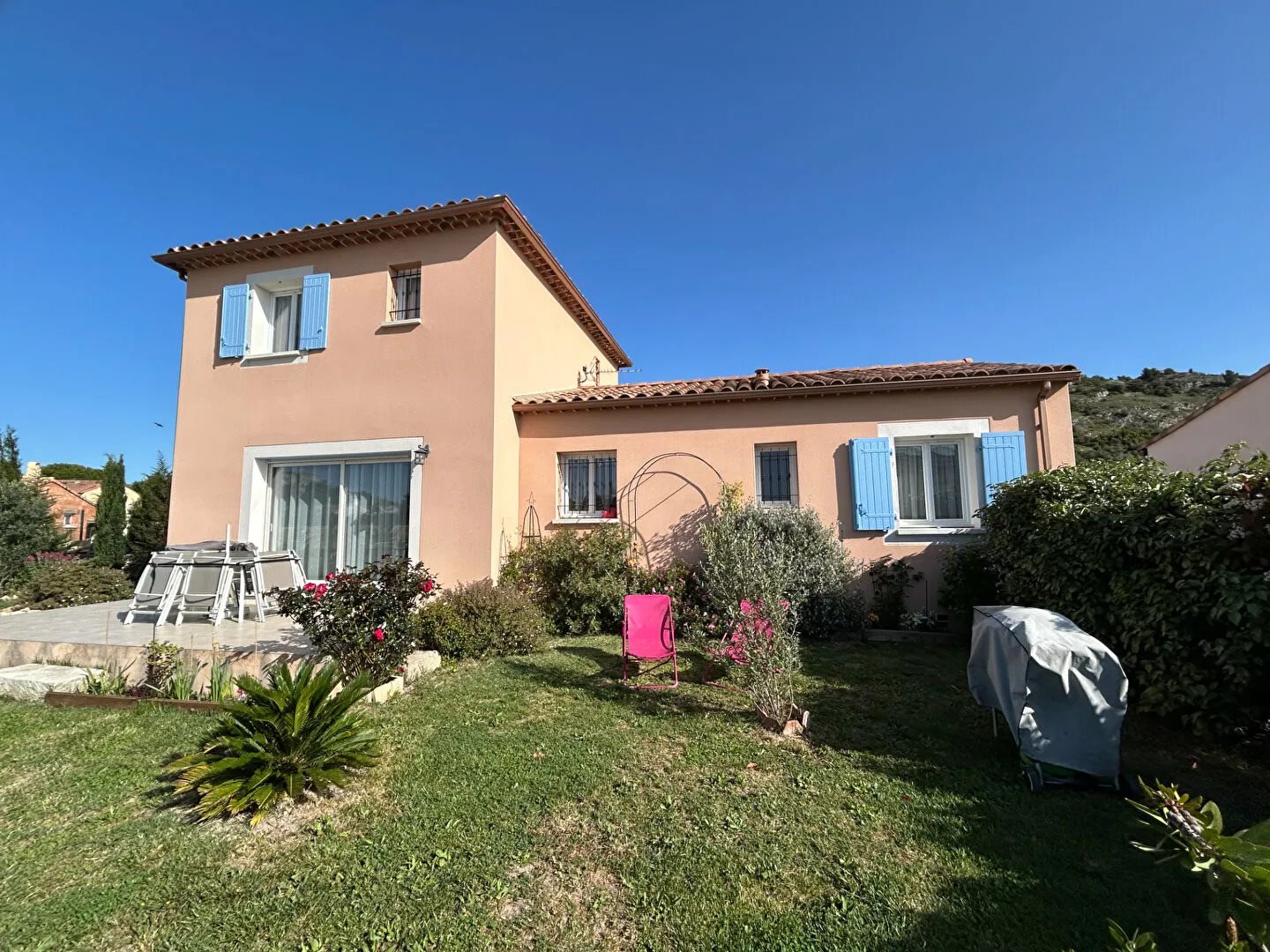 Maison à vendre, 104m², Théziers