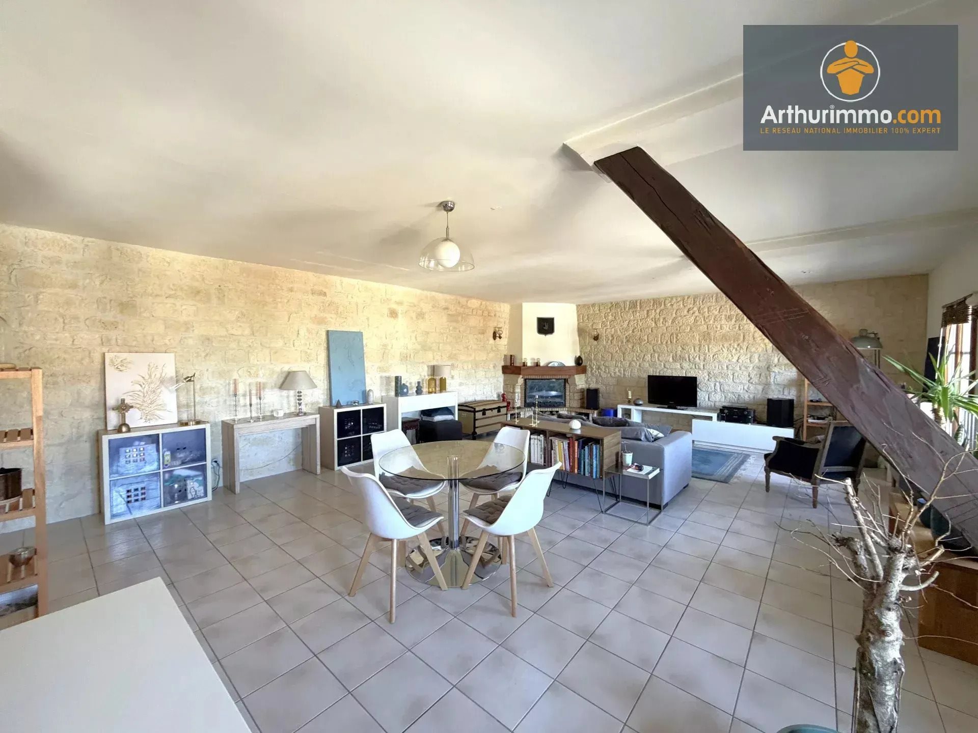 Appartement à louer, 177m², Venette