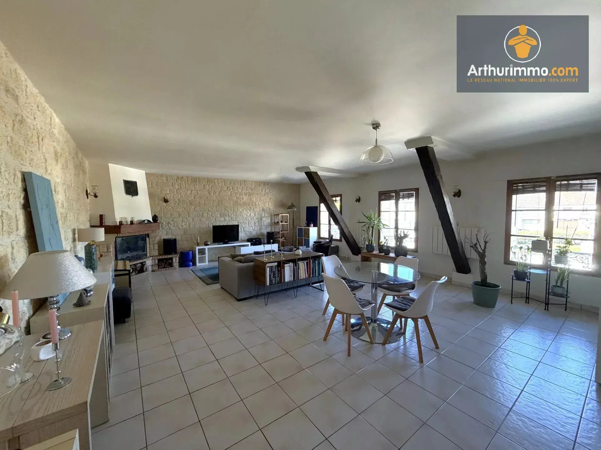 Appartement à louer, 177m², Venette