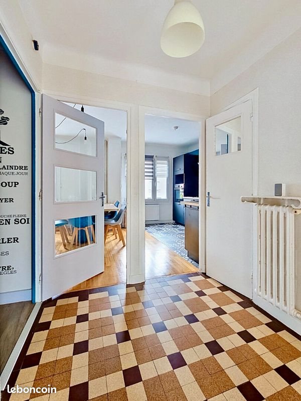 Maison à vendre, 174m², Saint-Max