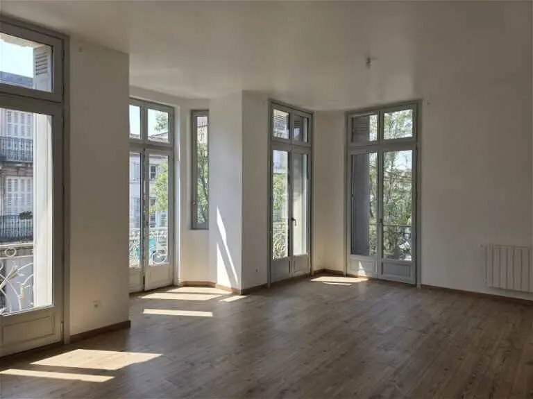 Appartement à louer, 69m², Cognac