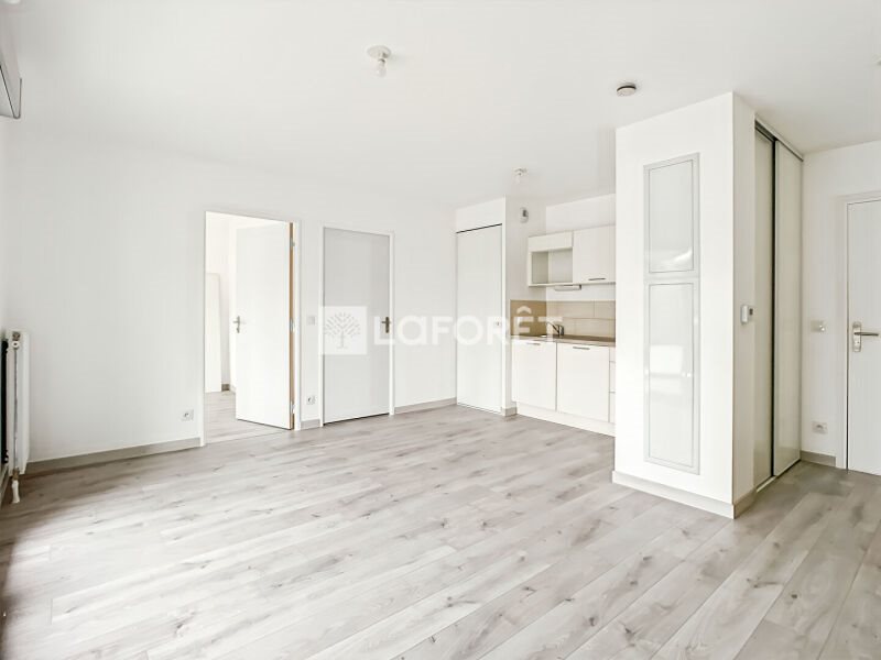 Appartement à louer, 42m², Mont-Saint-Aignan