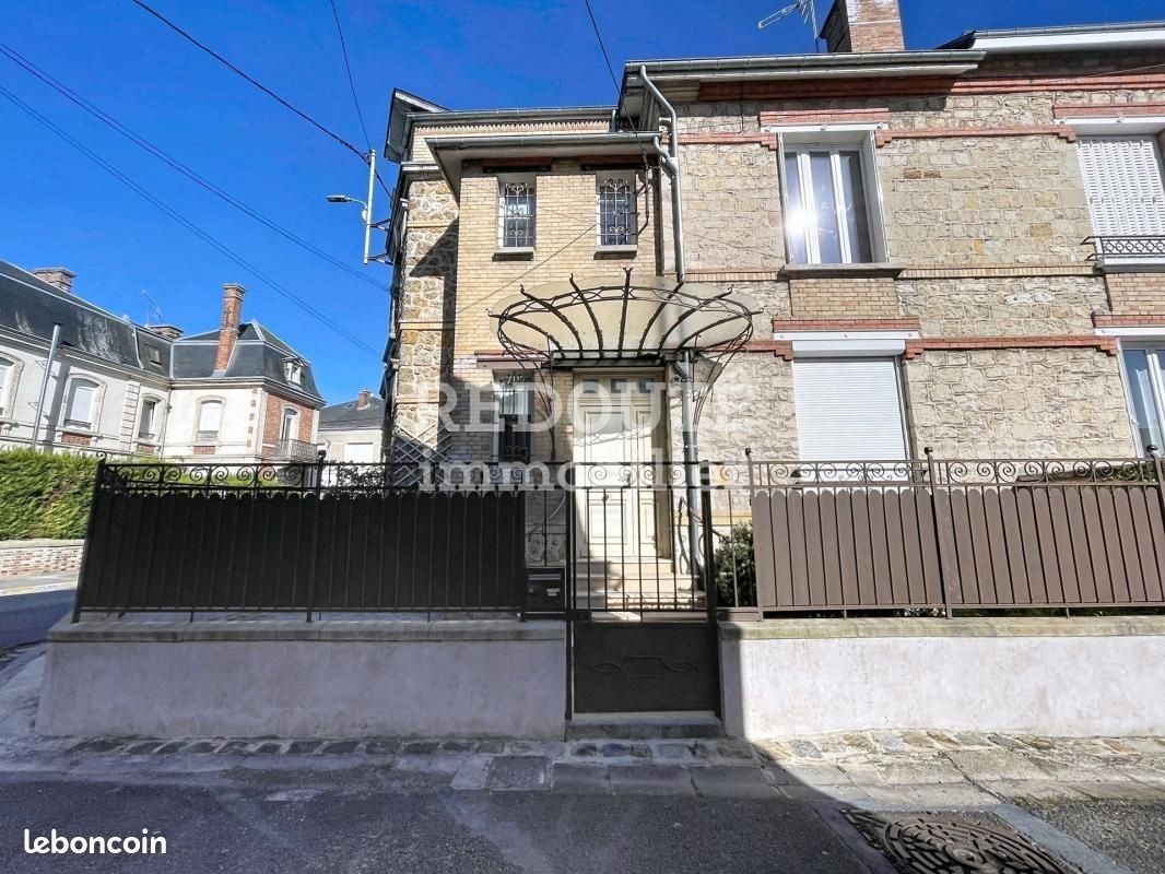 Maison à vendre, 216m², Suippes