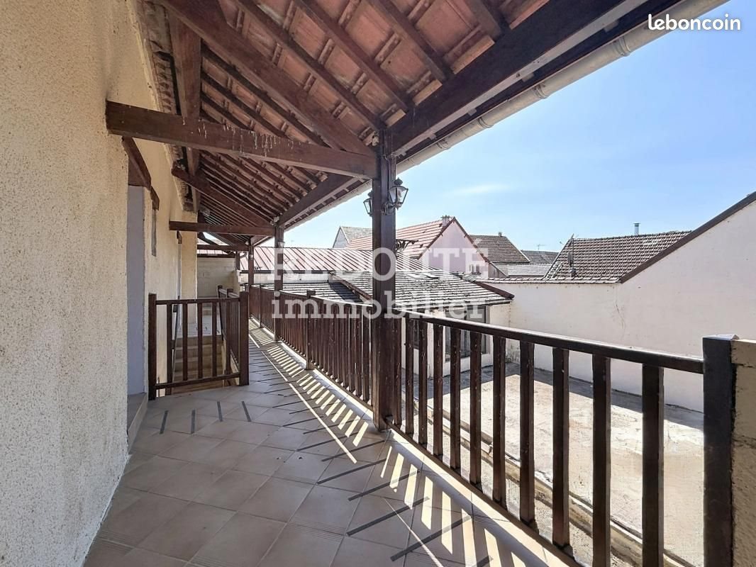 Maison à vendre, 211m², Plivot