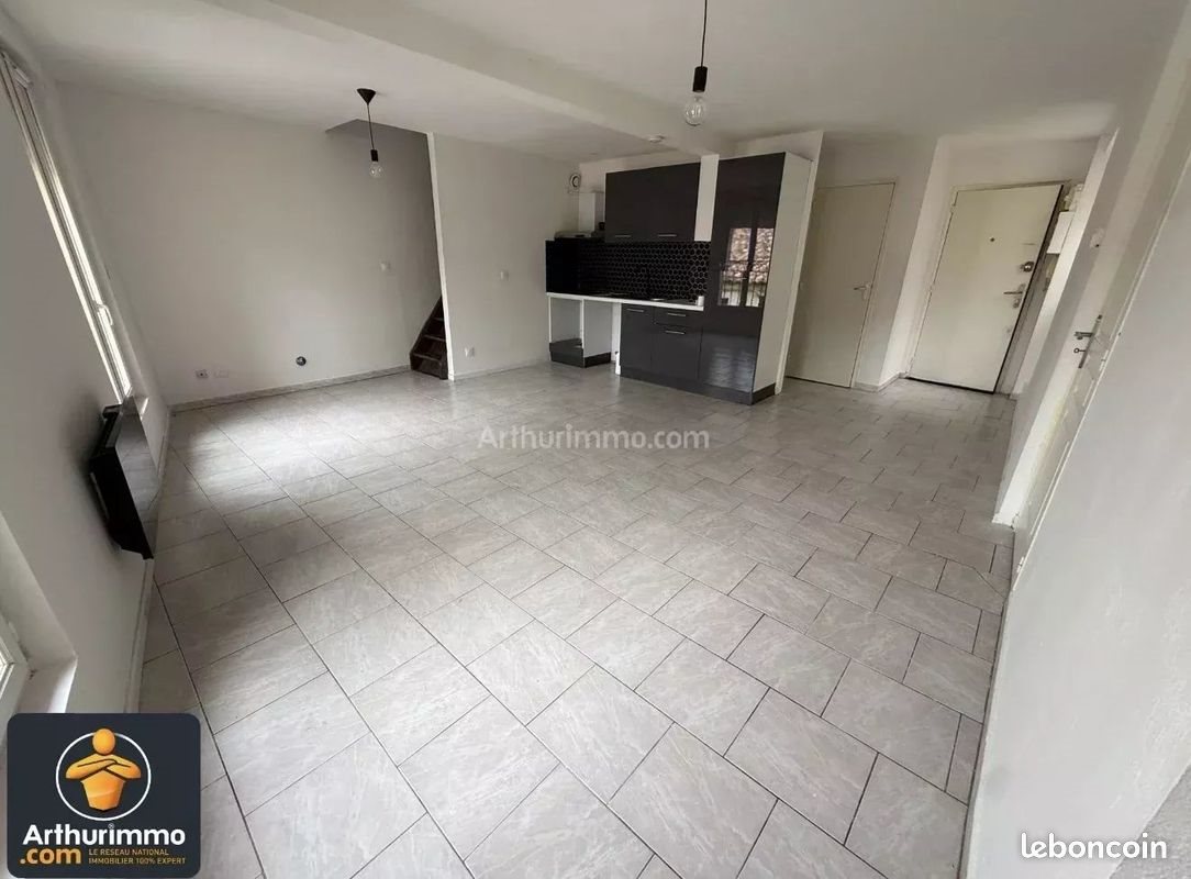 Appartement à louer, 70m², Lodève