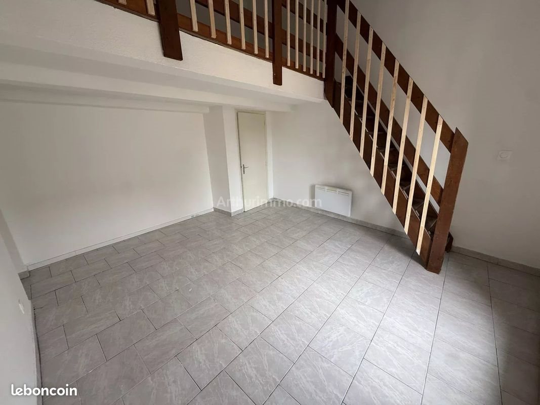 Appartement à louer, 70m², Lodève