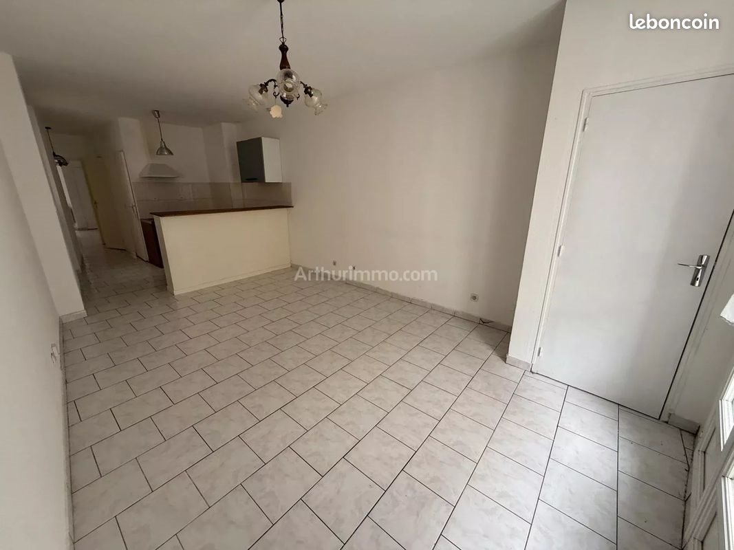 Appartement à louer, 58m², Lodève