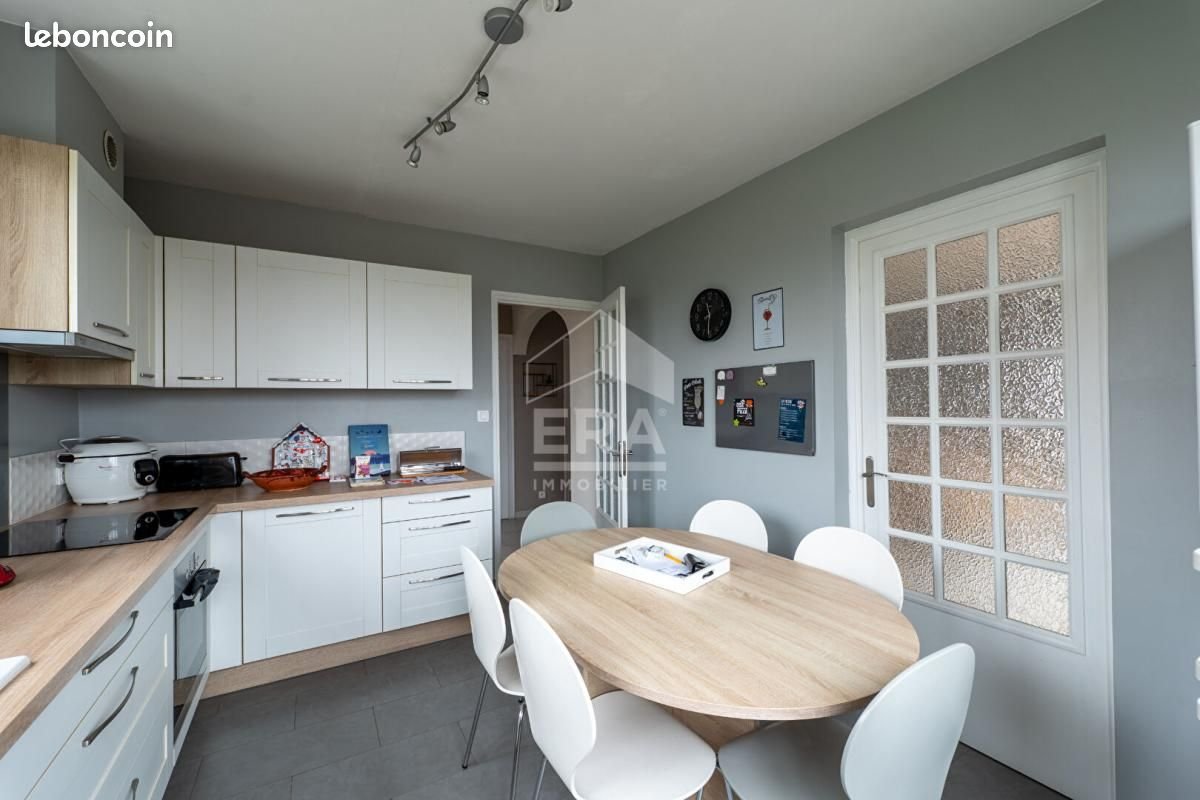 Maison à vendre, 196m², Mornant