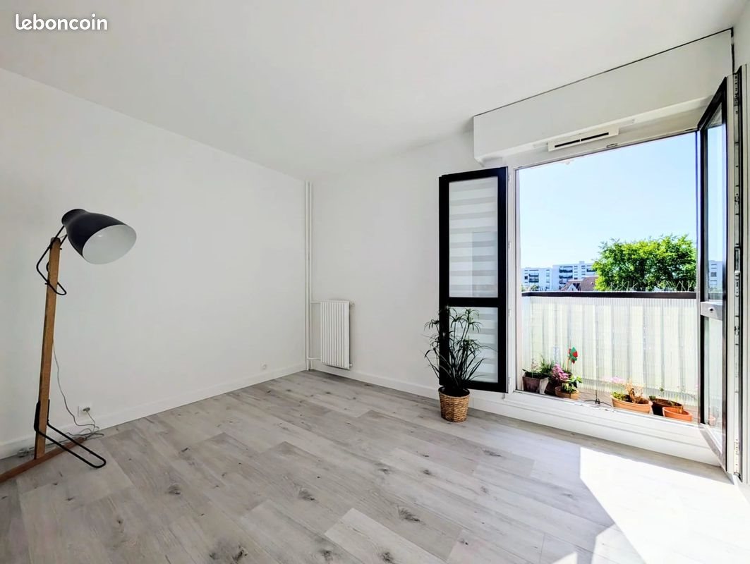 Appartement à vendre, 73m², Les Clayes-sous-Bois