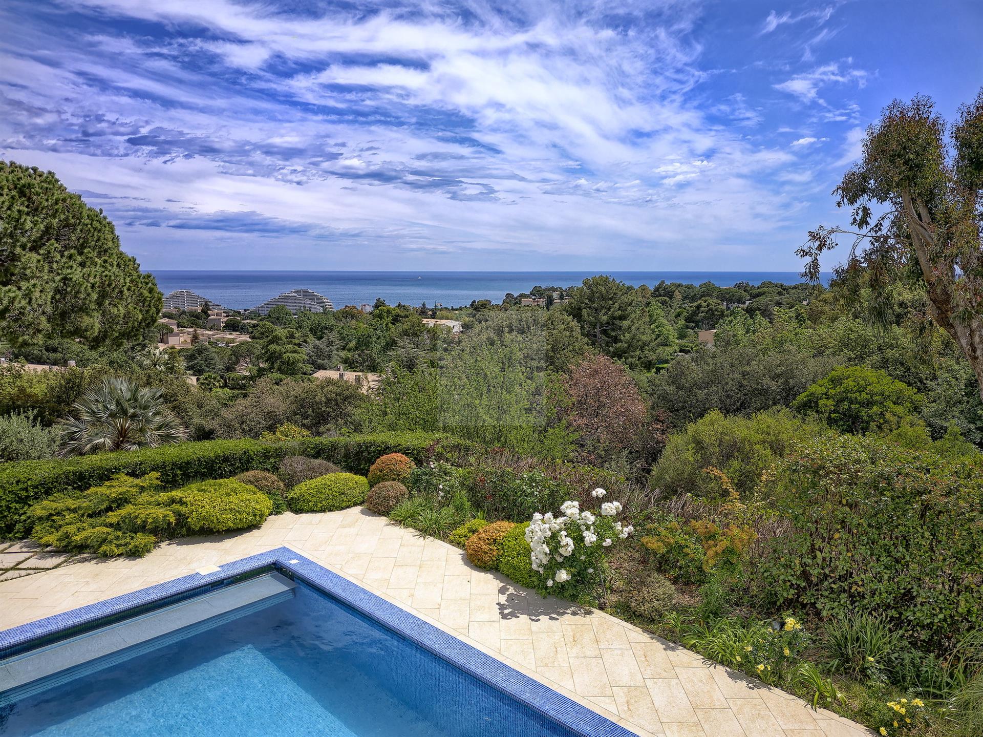 Maison à vendre, 303m², Villeneuve-Loubet