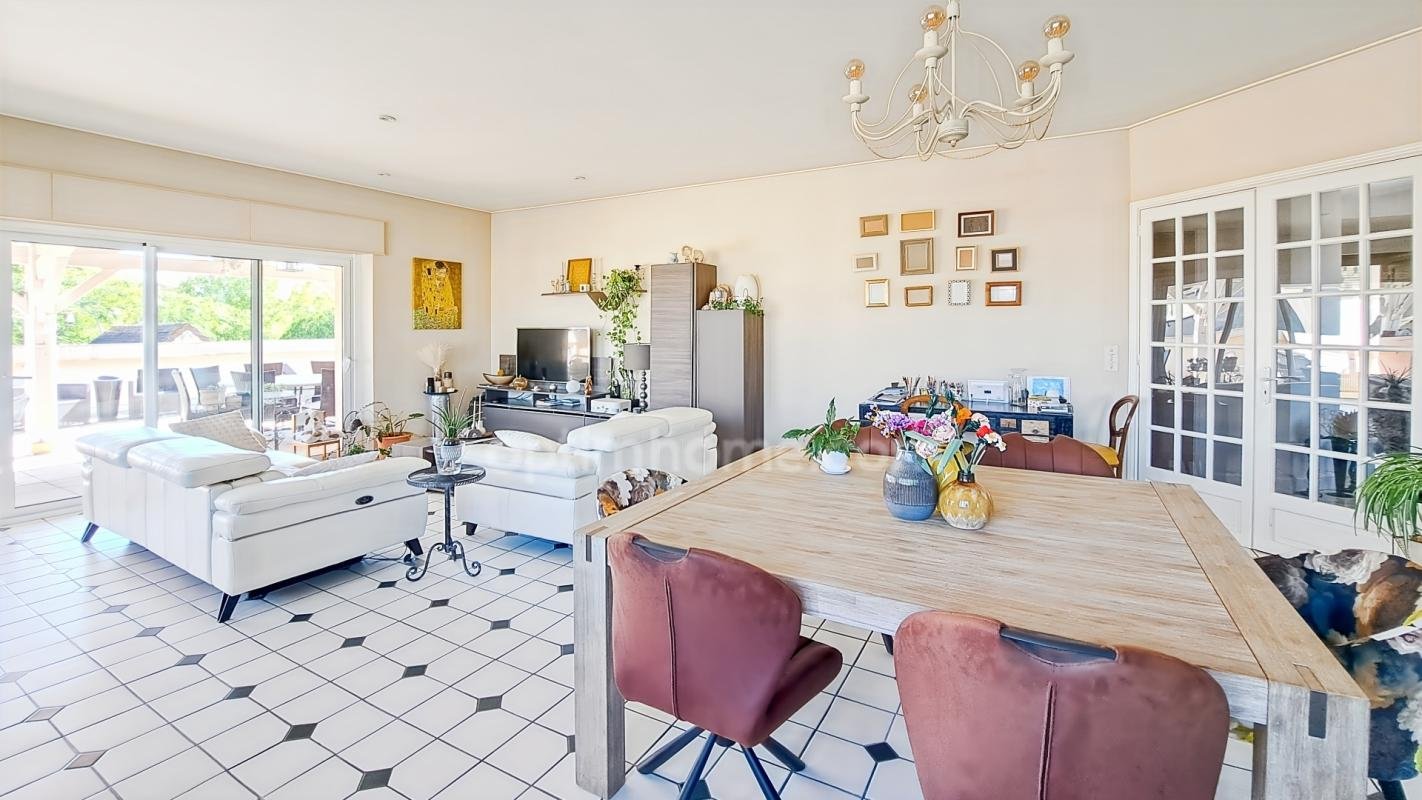 Maison à vendre, 180m², Sauveterre-de-Béarn