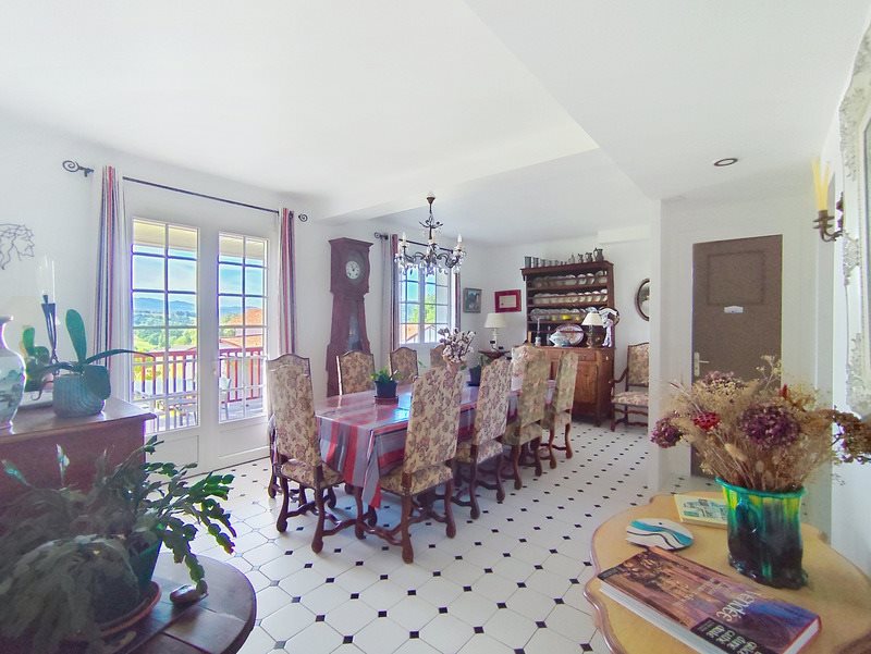 Maison à vendre, 180m², Saint-Palais