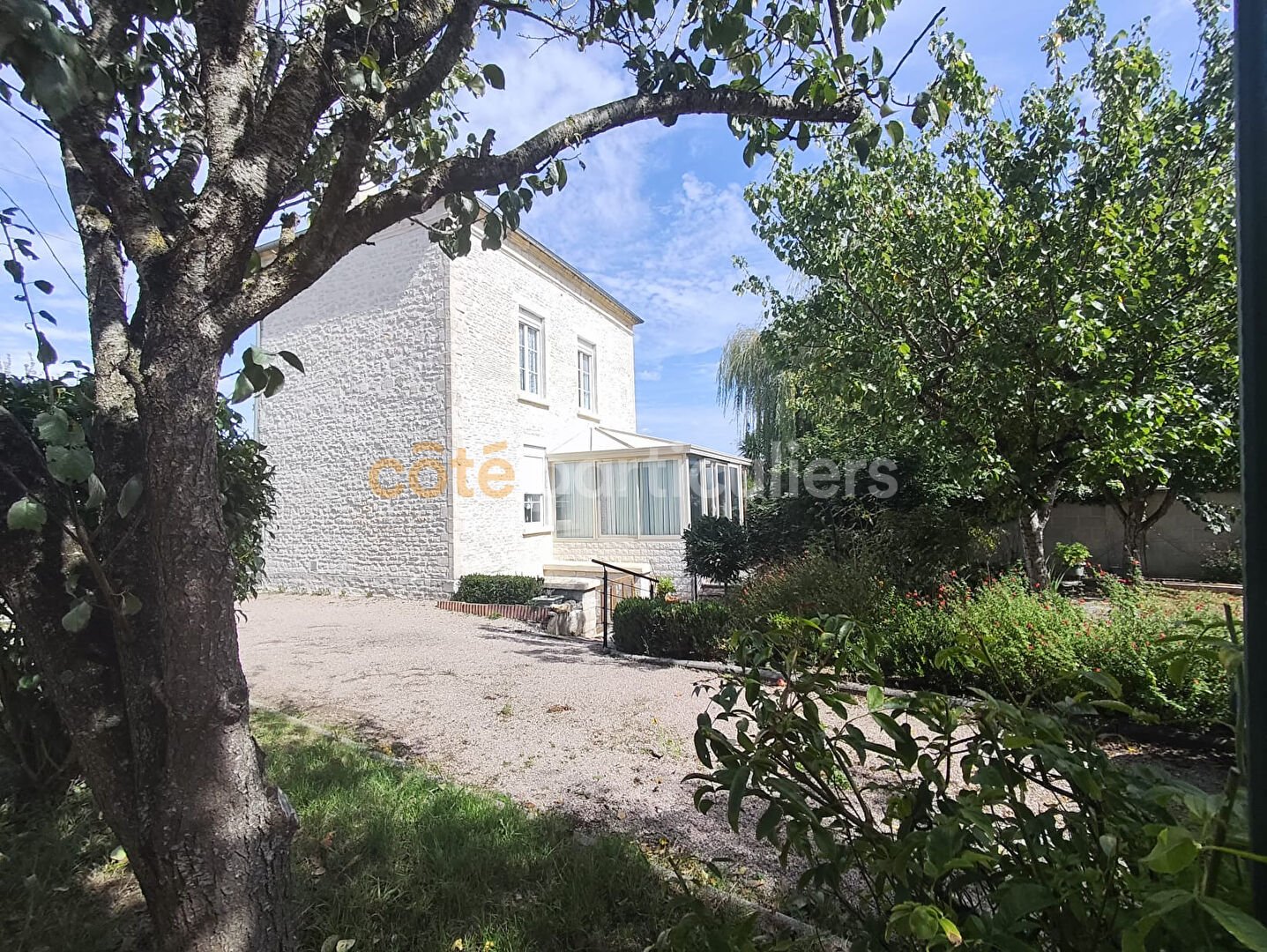 Maison à vendre, 88m², Le Charme