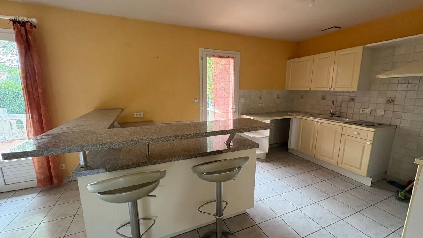 Maison à vendre, 90m², Avermes