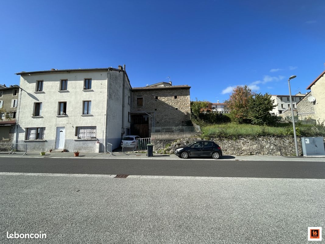 Maison à vendre, 180m², Saint-Rémy-sur-Durolle
