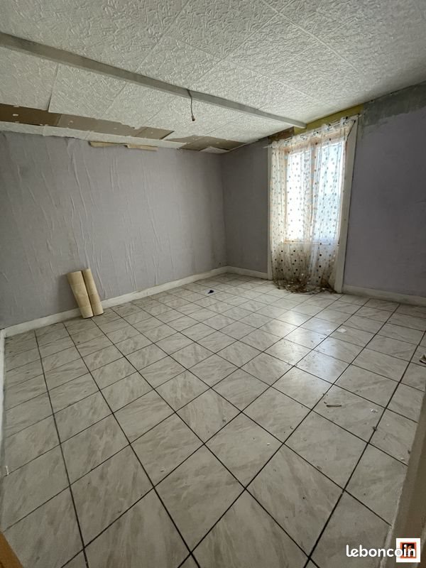 Maison à vendre, 180m², Saint-Rémy-sur-Durolle