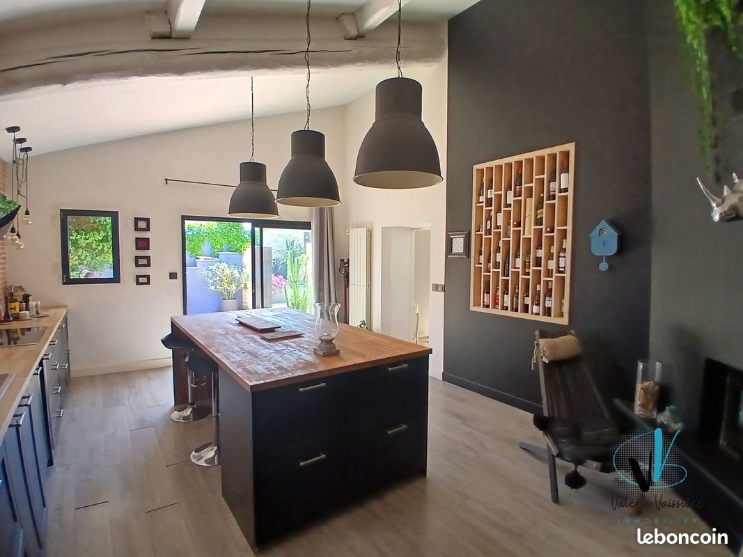 Maison à vendre, 225m², Coursan