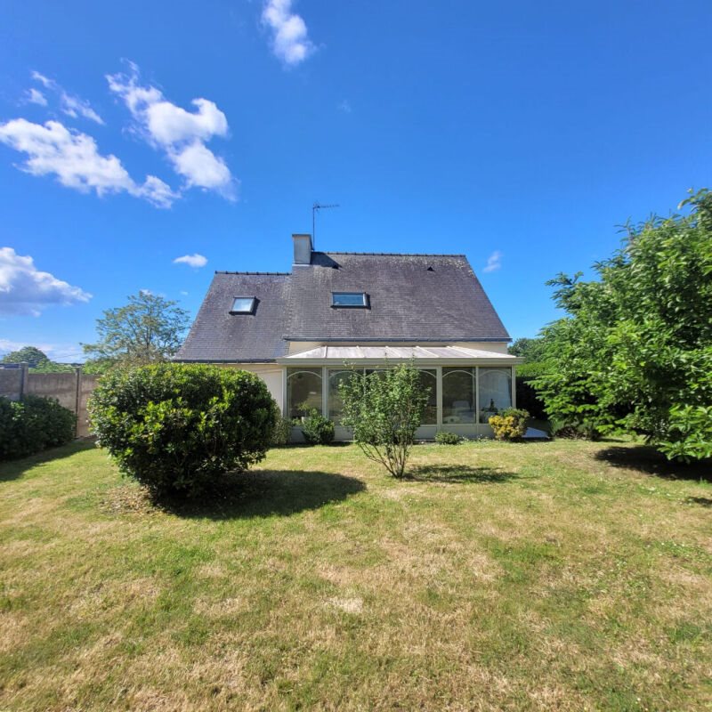 Maison à vendre, 90m², Ambon