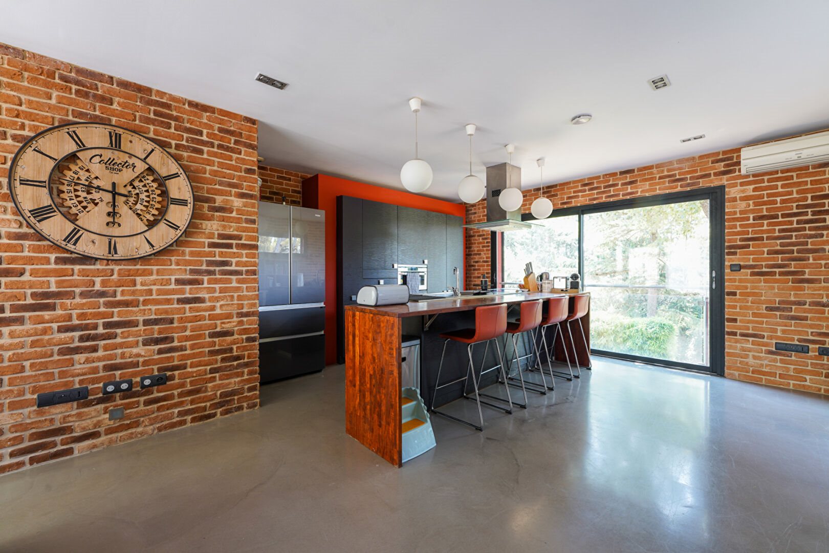Appartement à vendre, 111m², Châteauneuf-le-Rouge