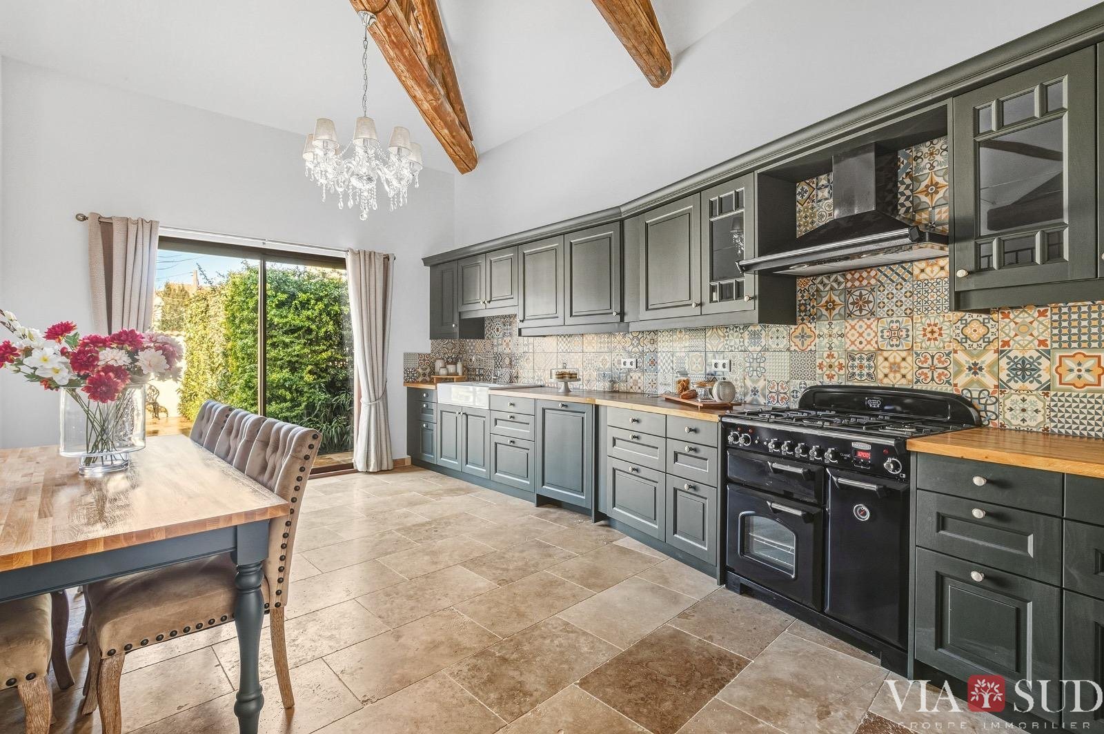 Maison à vendre, 107m², Saint-Geniès-de-Fontedit