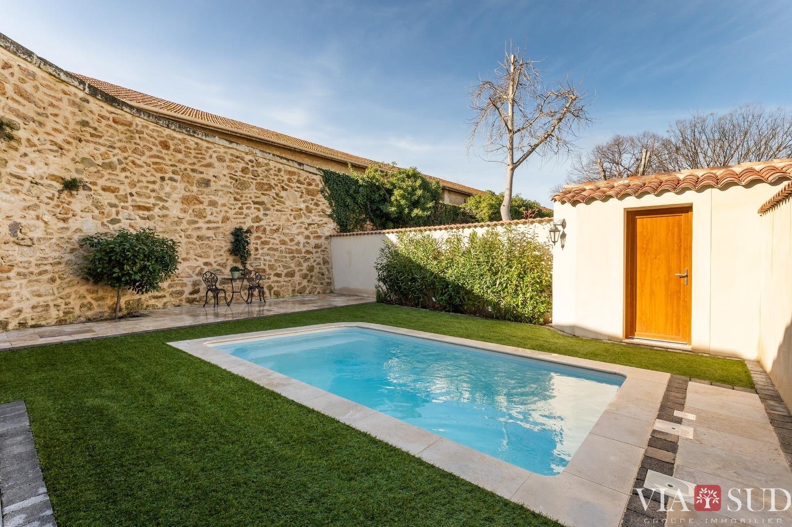 Maison à vendre, 69m², Saint-Geniès-de-Fontedit