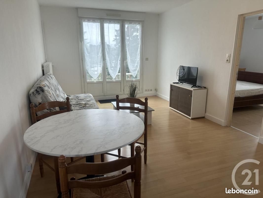 Appartement à louer, 74m², Tours
